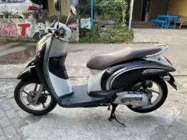 Scoopy thn 2012 plat AB kota