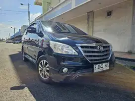 Innova 2.0 G Luxury AT 2015 Hitam KM 140.000 Siap Pakai Super Istimewa