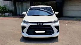 Km28rb toyota avanza e matic 2023 putih cash kredit bisa