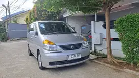 Nissan Serena CT 2010