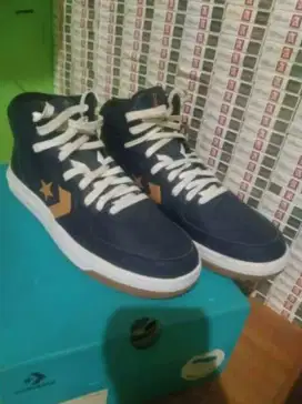 Sepatu Converse