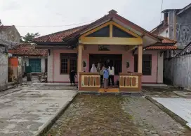 Jual rumah pinggir jln