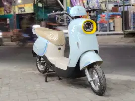 SEPEDA LISTRIK VARILUX PRO TERBATAS SISA DUA UNIT SAJA