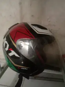 HELM PELINDUNG KYT