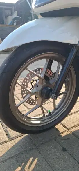 Velg vario old 150 PNP MIO