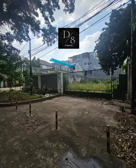 Tanah Kebayoran Baru. Luas 350 m². Hadap utara. SHM. Harga 21M