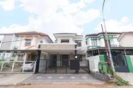 Dijual Rumah Cantik 2 Lantai di Kencana Loka, BSD City, Tangerang