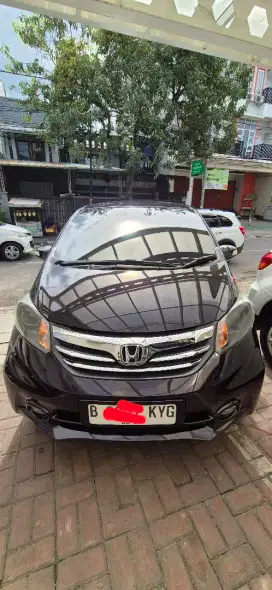 Dijual Honda Freed 2014