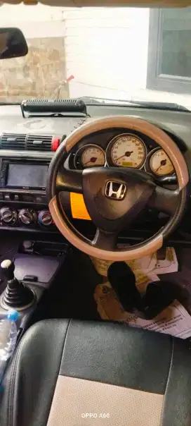 Honda jazz 2004 akhir