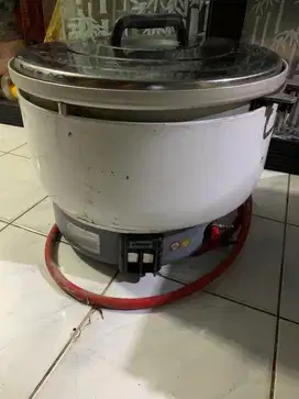 Winn gas RC50 penanak nasi. Magicom