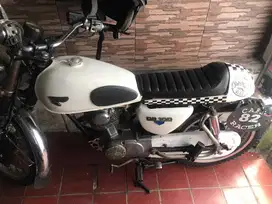 Honda cb 100 tahun 1982