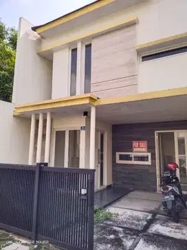 Rumah Baru Gress Puri Lidah Kulon Dekat Citraland