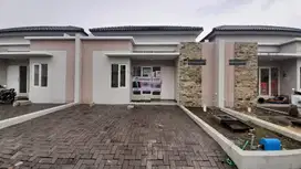 Rumah Disewakan Di Newton Park Blok C, Sedati, Sidoarjo