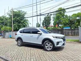 TDP Rendah Honda BR-V 1.5 E Bensin-AT 2023 Putih C0NTD