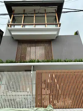 Dijual Rumah Mewah 3 lt di Pondok Indah Best Location