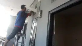 Menerima jasa AC / Cleaning AC ke rumah