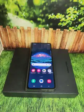 Samsung galaxy z fold 4 5g 12gb/512gb fullset ori sein