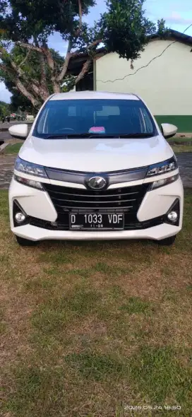 Di jual mobil pribadi.tinggal pakai