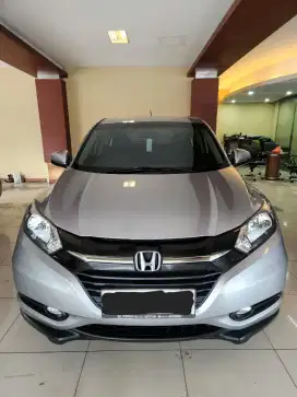 Honda HRV 1.5 AT Bensin siap pakai!!