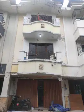 Disewakan Ruko Di Center Poin Surabaya