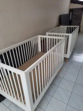 Ranjang bayi / Box Bayi