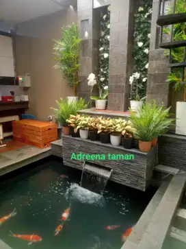 Tukang kolam koi..