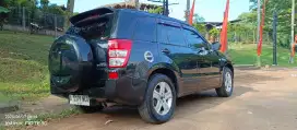 Grand Vitara 2.0AT Hitam 2008