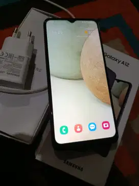 Samsung a12 4/128 hitam bekas