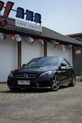 Mercedes-Benz C300 2.0 At 2018