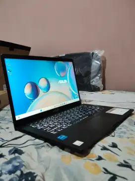 Asus Vivobook A1400KA RAM 8 GB SSD 512 GB Fullsett Bergaransi