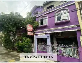 RUMAH DIJUAL. Luas tanah 60m2. Luas bangunan 180m2 3 lantai.