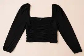 (PRELOVED) BAJU CROPTOP SABRINA H&M
