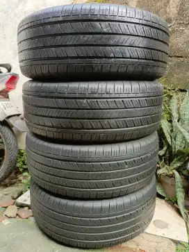 BAN 235/60 R16 GOODYEAR ASSURANCE SUV