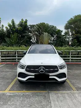 Mercedes-Benz GLC200 2022 Bensin
