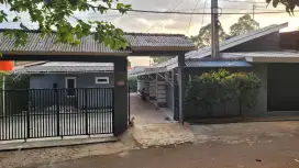 Dijual kontrakan 16 kamar, bebas banjir, tenang, dekat akses bisnis.