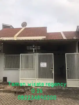 Disewakan Rumah Surabaya Barat