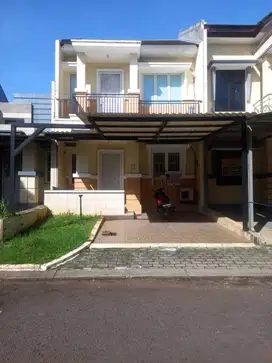 Dijual Cepat Rumah siap huni Perumahan Kota Wisata Cibubur