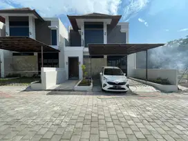 Rumah Mewah 2 Lantai Belakang Hyatt Hotel