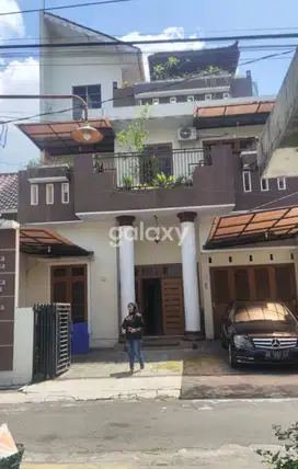 Rumah Strategis depan Kampus STIE YKPN - EDG