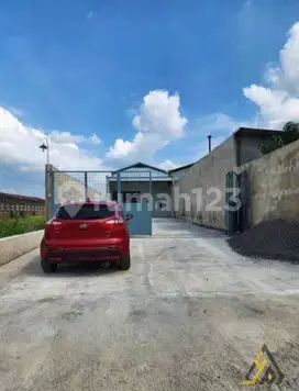 Gudang Gatak Sukoharjo 850m², SHM, Listrik 3 Phase, Dekat Exit Tol