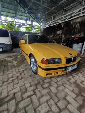 BMW 318i E36 M43