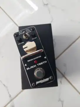Tomsline  vintage distorsi