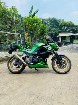 Kawasaki ninja Z 250cc non abs Tahun 2014