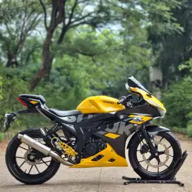 SUZUKI GSXR 150 KUNING 2022 KM 12K PAJAK ON SUPER GRES