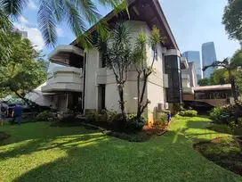 rumah hitung tanah di lokasi elite kuningan jakarta