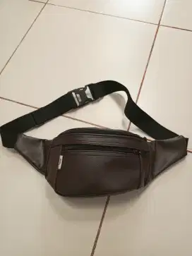 Tas pinggang kulit semi