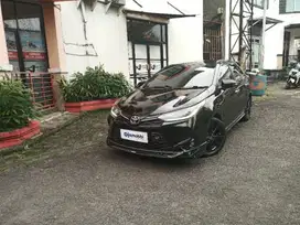 Like New - TOYOTA YARIS 1.5 S GR SPORT BENSIN A/T 2023 HITAM