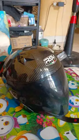 Helm rsv sv300 carbon