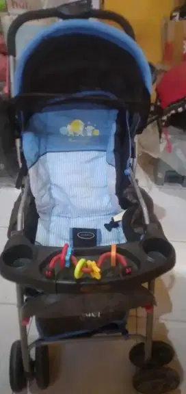 Stroller merk pilko warna biru