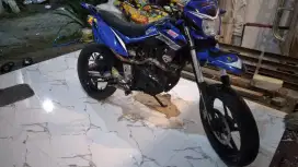 Trail Yamaha WR Basic Byson 2013